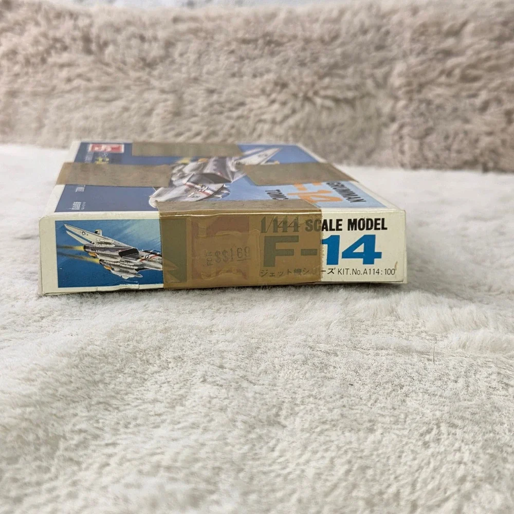 LS Grumman F14 Tomcat Jet Series‎ 1:144 Scale Plastic Model Kit Made in Japan